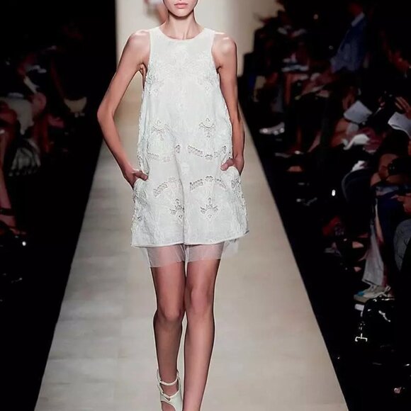 BCBG Maxazria Runway Simona Linen Silk Embroidered Eyelet Dress - Picture 2 of 13